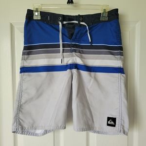 Quiksilver EUC boardshorts 28in waist